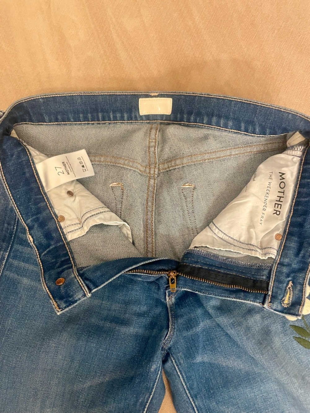 MOTHER The Weekender Fray in Gold Rush Size 27 - Picture 7 of 11